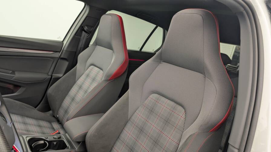 Mandataire Automobile occasion, recherche de Volkswagen Golf-8-2-0-tsi-245-dsg7-gti - E-Motors