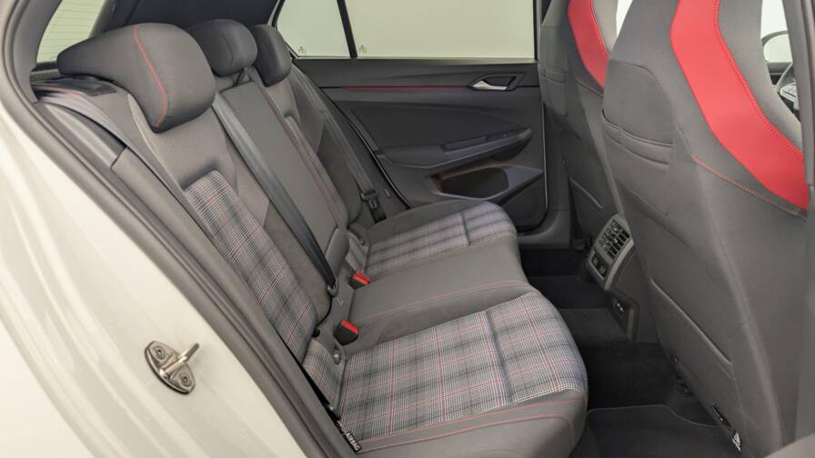 Mandataire Automobile occasion, recherche de Volkswagen Golf-8-2-0-tsi-245-dsg7-gti - E-Motors