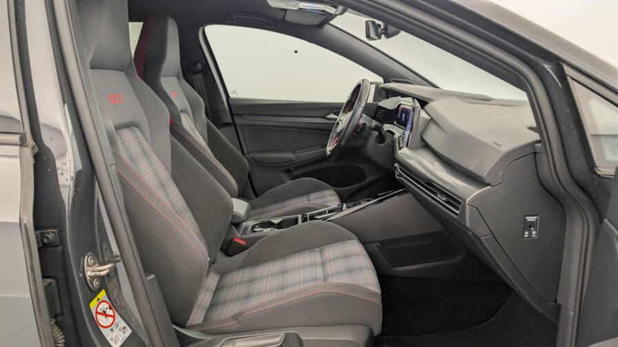 Mandataire Automobile occasion, recherche de Volkswagen Golf-8-2-0-tsi-245-dsg7-gti - E-Motors