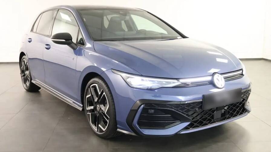 Mandataire Automobile neuf, recherche de Volkswagen Golf-tdi-150-dsg7-r-line-plus-pack-hiver-plus-toit-pano-plus-jantes-18-york - E-Motors