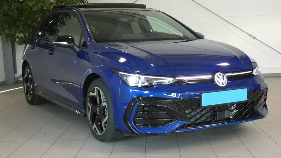 Mandataire Automobile neuf, recherche de Volkswagen Golf-tdi-150-dsg7-r-line-plus-pack-hiver-plus-toit-pano-plus-jantes-18-york - E-Motors