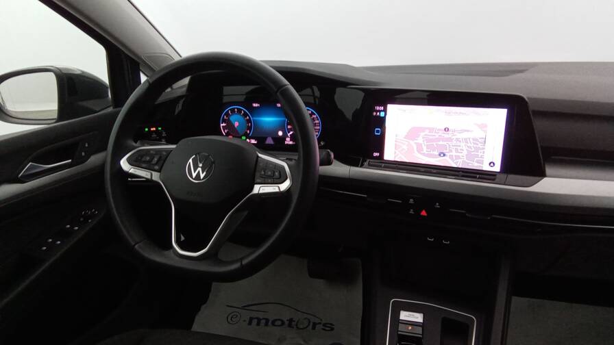 Mandataire Automobile occasion, recherche de Volkswagen Golf-1-0-etsi-opf-110-dsg7-life-plus-gps-plus-cam-ra - E-Motors