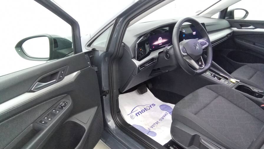 Mandataire Automobile occasion, recherche de Volkswagen Golf-1-0-etsi-opf-110-dsg7-life-plus-gps-plus-cam-ra - E-Motors