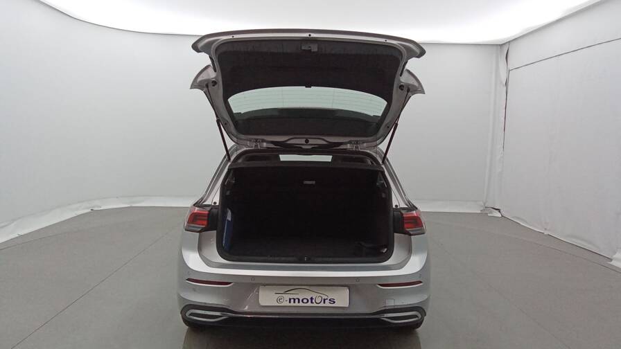 Mandataire Automobile occasion, recherche de Volkswagen Golf-1-4-hybrid-recharge-204-dsg6-style-1st-plus-cam-ra - E-Motors