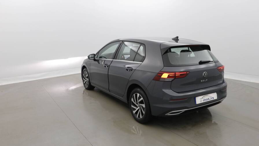Mandataire Automobile occasion, recherche de Volkswagen Golf-1-4-hybrid-recharge-opf-204-dsg6-style - E-Motors