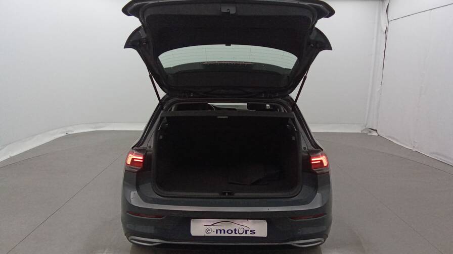 Mandataire Automobile occasion, recherche de Volkswagen Golf-1-4-hybrid-recharge-opf-204-dsg6-style - E-Motors