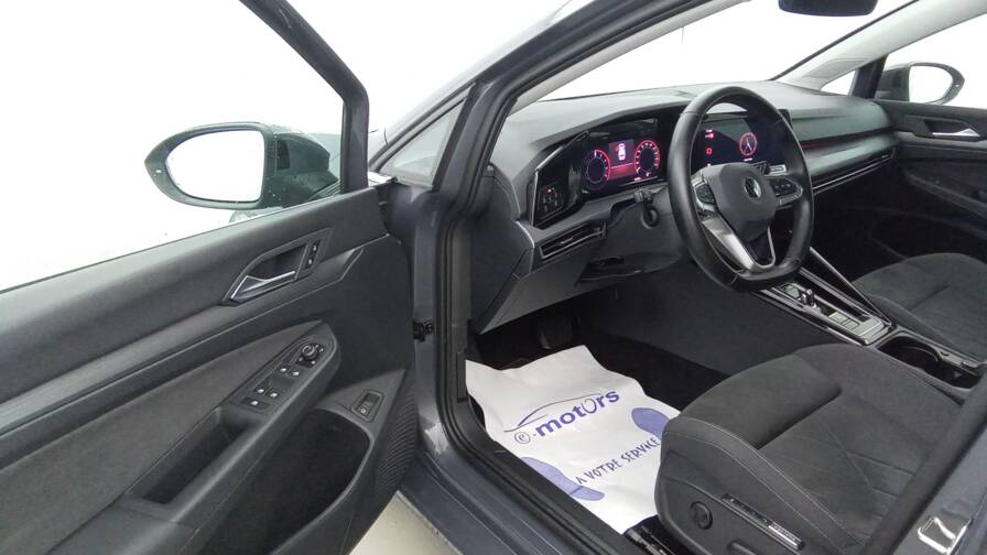 Mandataire Automobile occasion, recherche de Volkswagen Golf-1-4-hybrid-recharge-opf-204-dsg6-style - E-Motors