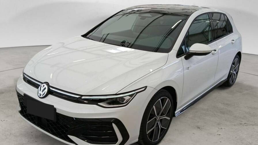 Mandataire Automobile neuf, recherche de Volkswagen Golf-2-0-tdi-150-dsg7-r-line-plus-toit-panoramique-plus-cam-ra-360 - E-Motors