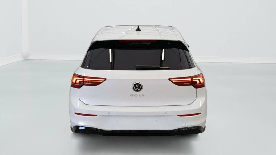 Mandataire Automobile neuf, recherche de Volkswagen Golf-2-0-tdi-150-dsg7-r-line - E-Motors