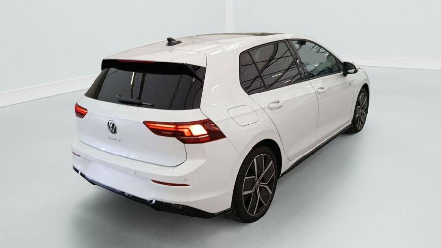 Mandataire Automobile neuf, recherche de Volkswagen Golf-2-0-tdi-150-dsg7-r-line - E-Motors