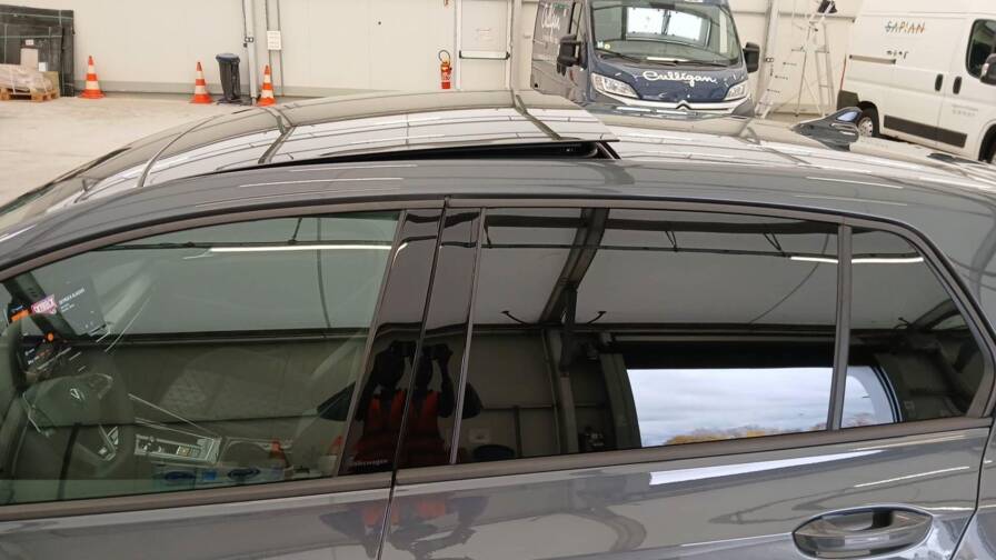 Mandataire Automobile neuf, recherche de Volkswagen Golf-2-0-tdi-150-dsg7-r-line - E-Motors