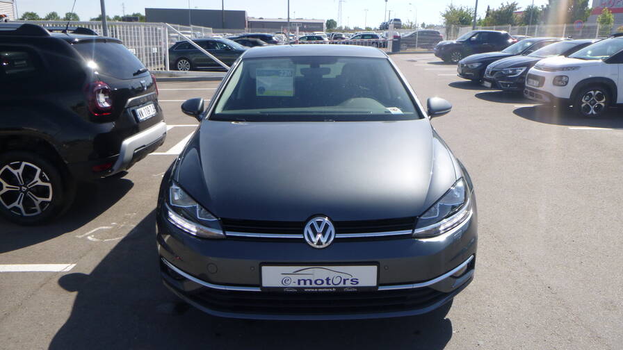 Avis-mandataire-auto-Emotors-Volkswagen-Golf-Confortline-1-5-tsi-150-evo-dsg7-plus-camera-de-recul-plus-pack-hiver.