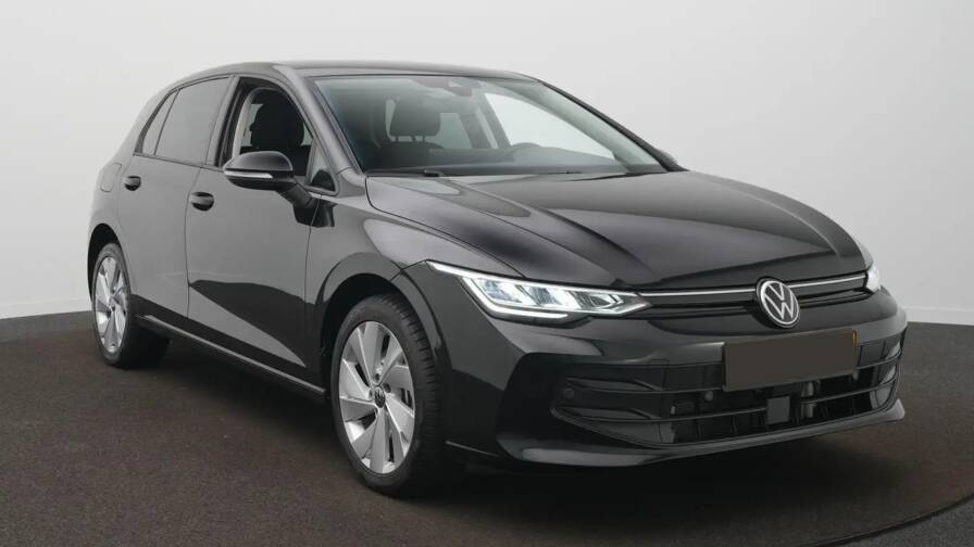 Mandataire Automobile neuf, recherche de Volkswagen Golf-tdi-150-dsg7-life-plus-plus-toit-ouvrant-pano-plus-alarme-antivol-plus-pack-confort - E-Motors