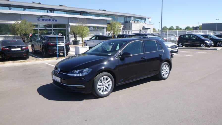 Avis-mandataire-auto-Emotors-Volkswagen-Golf-Confortline-1-5-tsi-150-evo-dsg7-plus-camera-de-recul-plus-pack-hiver.