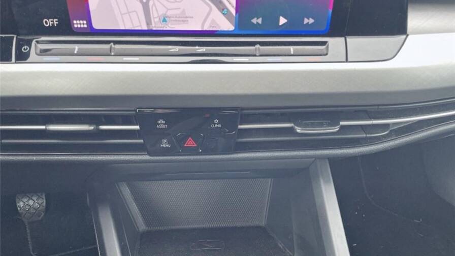 Mandataire Automobile occasion, recherche de Volkswagen Golf-viii-1-0-tsi-opf-110-bvm6-life-1st - E-Motors