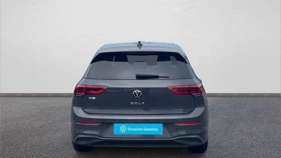 Mandataire Automobile occasion, recherche de Volkswagen Golf-viii-1-0-tsi-opf-110-bvm6-life-1st - E-Motors