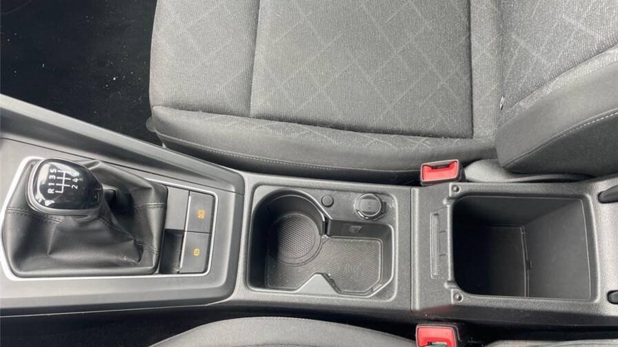 Mandataire Automobile occasion, recherche de Volkswagen Golf-viii-1-0-tsi-opf-110-bvm6-life-1st - E-Motors