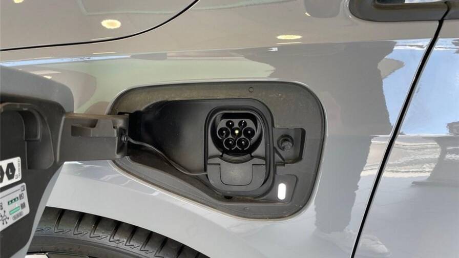 Mandataire Automobile neuf, recherche de Volkswagen Golf-viii-1-5-ehybrid-204-dsg6-vw-edition - E-Motors