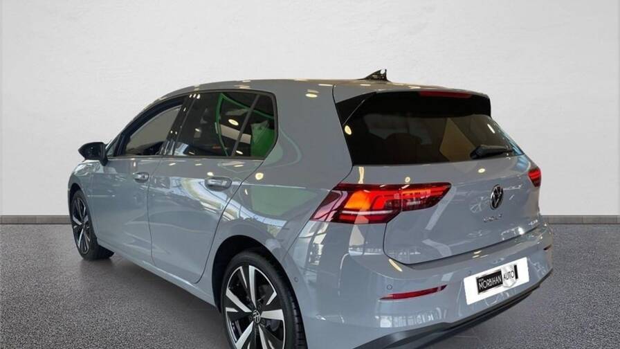 Mandataire Automobile neuf, recherche de Volkswagen Golf-viii-1-5-ehybrid-204-dsg6-vw-edition - E-Motors