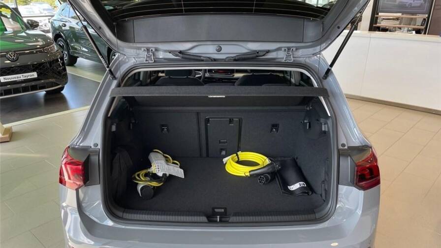 Mandataire Automobile neuf, recherche de Volkswagen Golf-viii-1-5-ehybrid-204-dsg6-vw-edition - E-Motors