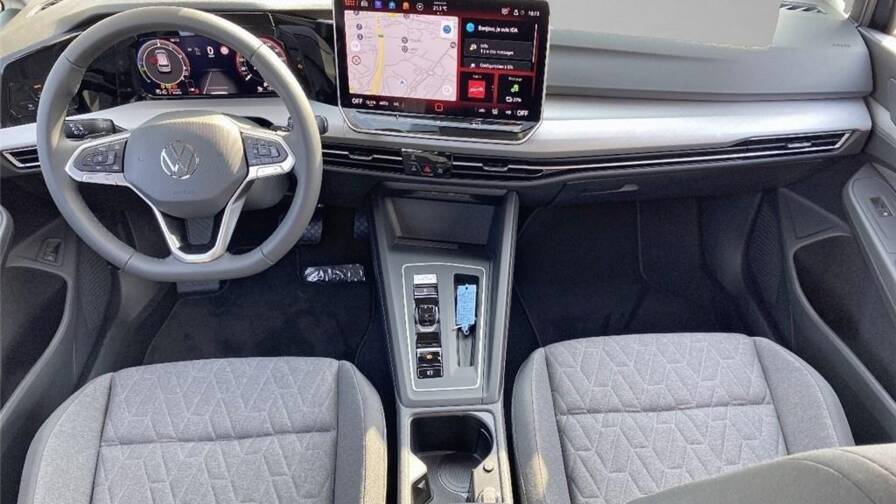 Mandataire Automobile occasion, recherche de Volkswagen Golf-viii-1-5-ehybrid-204-dsg6-vw-edition - E-Motors