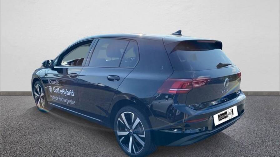 Mandataire Automobile occasion, recherche de Volkswagen Golf-viii-1-5-ehybrid-204-dsg6-vw-edition - E-Motors