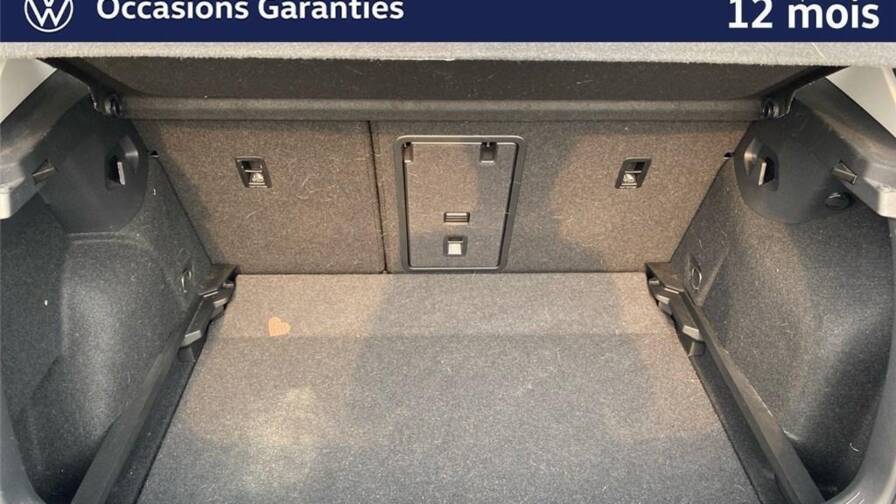 Mandataire Automobile occasion, recherche de Volkswagen Golf-viii-1-5-etsi-opf-130-dsg7-active - E-Motors