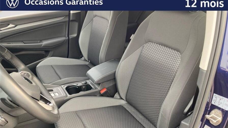 Mandataire Automobile occasion, recherche de Volkswagen Golf-viii-1-5-etsi-opf-130-dsg7-active - E-Motors