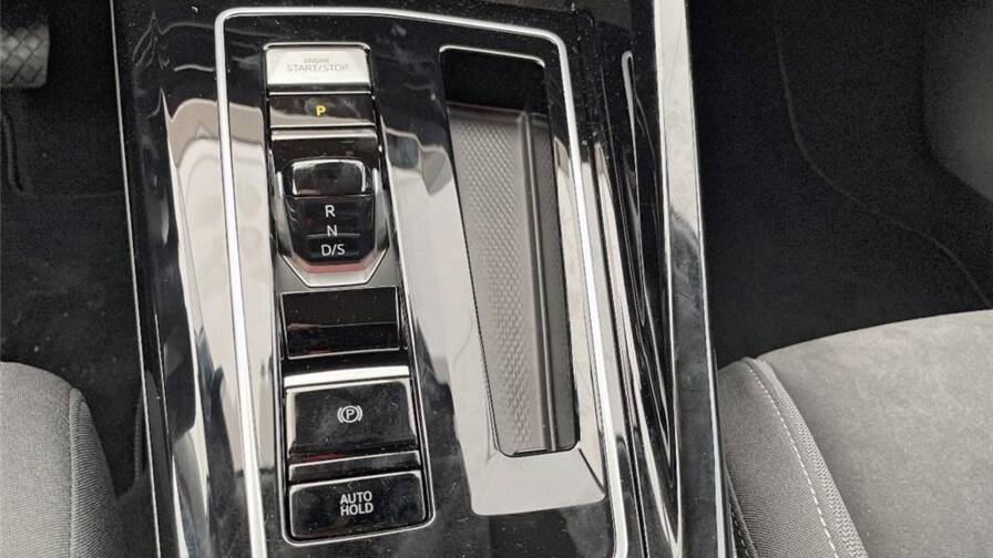 Mandataire Automobile occasion, recherche de Volkswagen Golf-viii-1-5-etsi-opf-150-dsg7-style - E-Motors