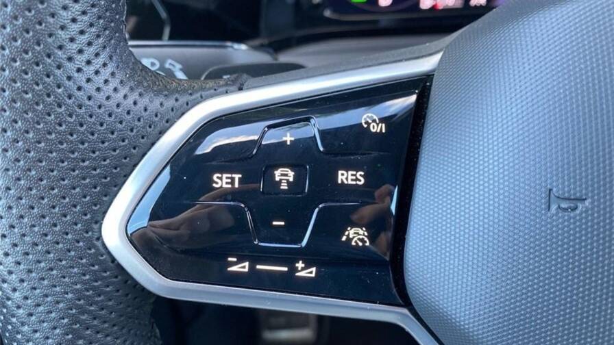 Mandataire Automobile occasion, recherche de Volkswagen Golf-viii-2-0-tdi-scr-200-dsg7-gtd - E-Motors