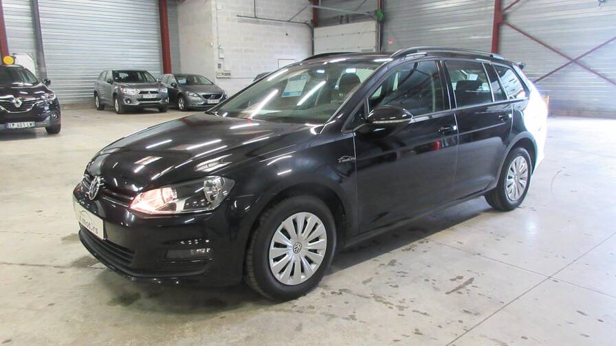 Avis-mandataire-auto-Emotors-Volkswagen-Golf-sw-Trendline-tdi-110-plus-gps.