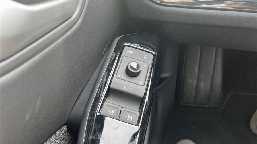 Mandataire Automobile occasion, recherche de Volkswagen Id-3-204-ch-pro-performance-life-plus - E-Motors