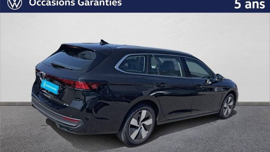 Mandataire Automobile occasion, recherche de Volkswagen Passat-ix-1-5-etsi-opf-150-dsg7-life-plus - E-Motors