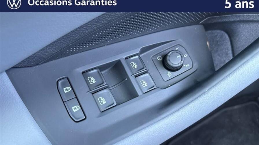 Mandataire Automobile occasion, recherche de Volkswagen Passat-ix-1-5-etsi-opf-150-dsg7-life-plus - E-Motors