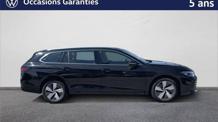 Mandataire Automobile occasion, recherche de Volkswagen Passat-ix-1-5-etsi-opf-150-dsg7-life-plus - E-Motors