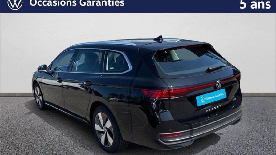Mandataire Automobile occasion, recherche de Volkswagen Passat-ix-1-5-etsi-opf-150-dsg7-life-plus - E-Motors