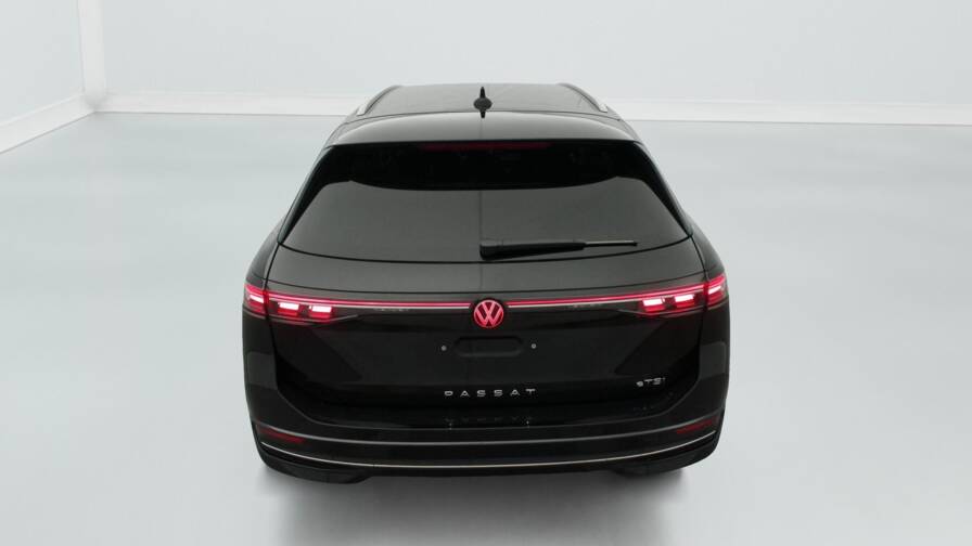 Mandataire Automobile neuf, recherche de Volkswagen Passat-1-5-etsi-opf-150-dsg7-elegance - E-Motors