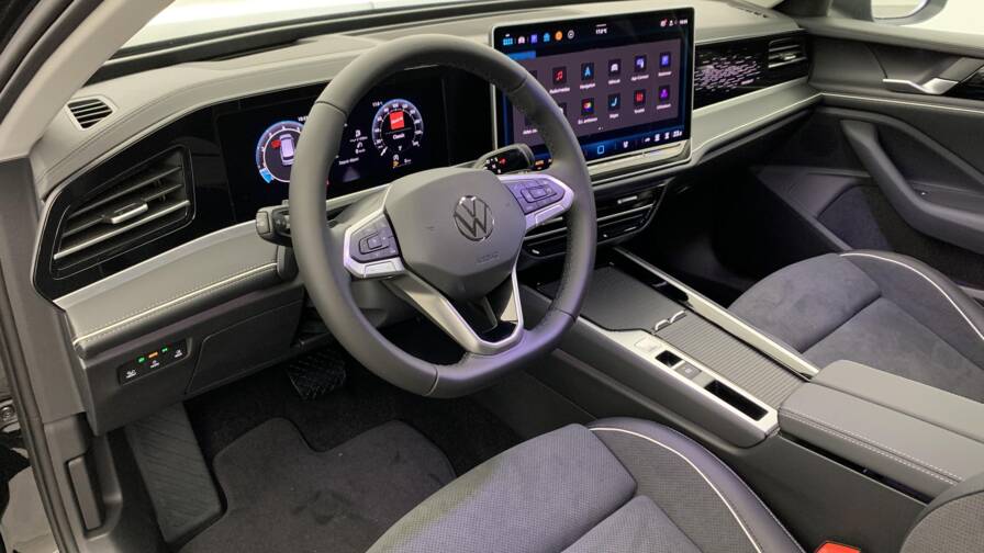 Mandataire Automobile neuf, recherche de Volkswagen Passat-1-5-etsi-opf-150-dsg7-elegance - E-Motors