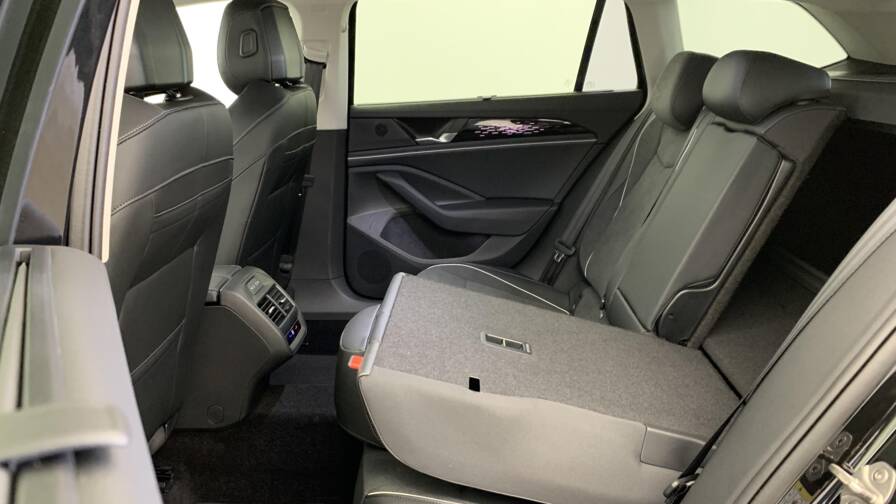 Mandataire Automobile neuf, recherche de Volkswagen Passat-1-5-etsi-opf-150-dsg7-elegance - E-Motors