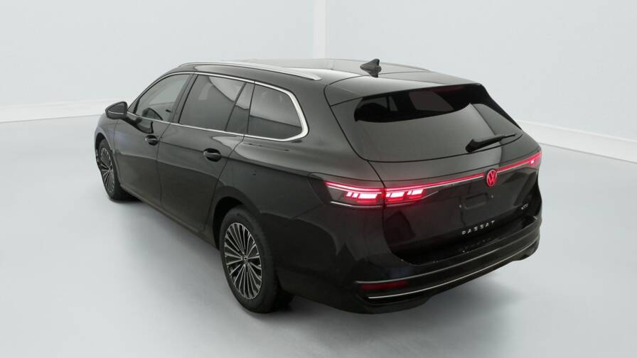 Mandataire Automobile neuf, recherche de Volkswagen Passat-1-5-etsi-opf-150-dsg7-elegance - E-Motors