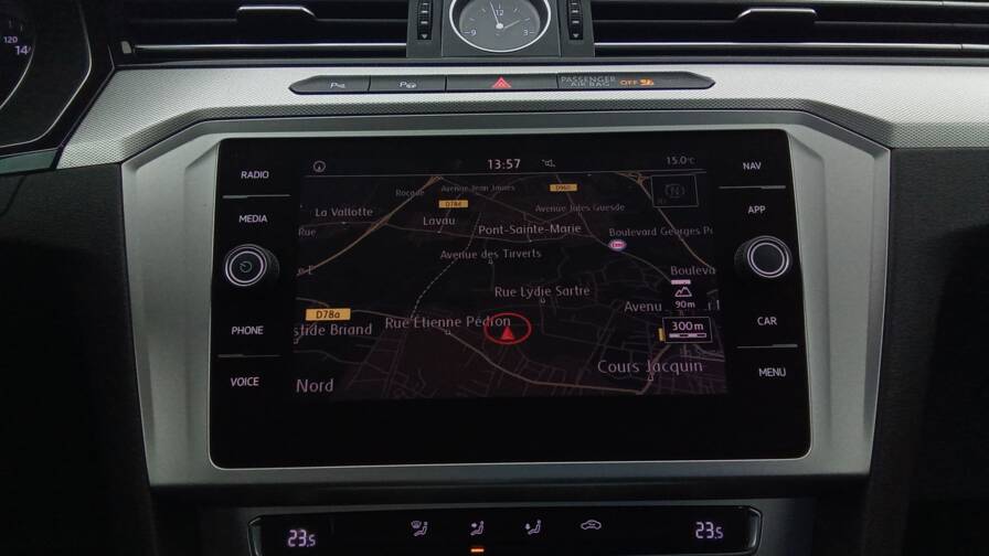 Mandataire Automobile occasion, recherche de Volkswagen Passat-2-0-tdi-150-dsg7-confortline-plus-gps-plus-cam-ra - E-Motors