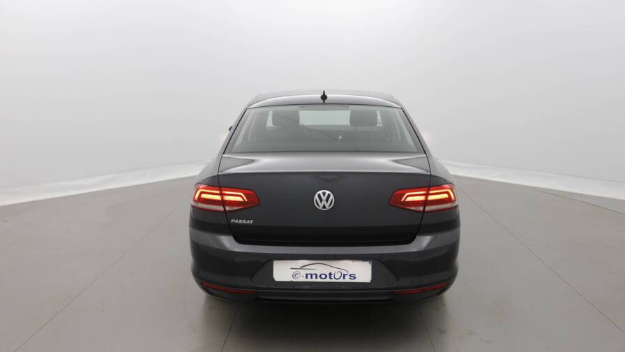 Mandataire Automobile occasion, recherche de Volkswagen Passat-2-0-tdi-150-dsg7-confortline-plus-gps-plus-cam-ra - E-Motors