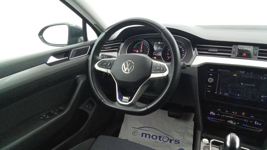 Mandataire Automobile occasion, recherche de Volkswagen Passat-sw-1-4-tsi-hybride-recharge-dsg6-gte - E-Motors