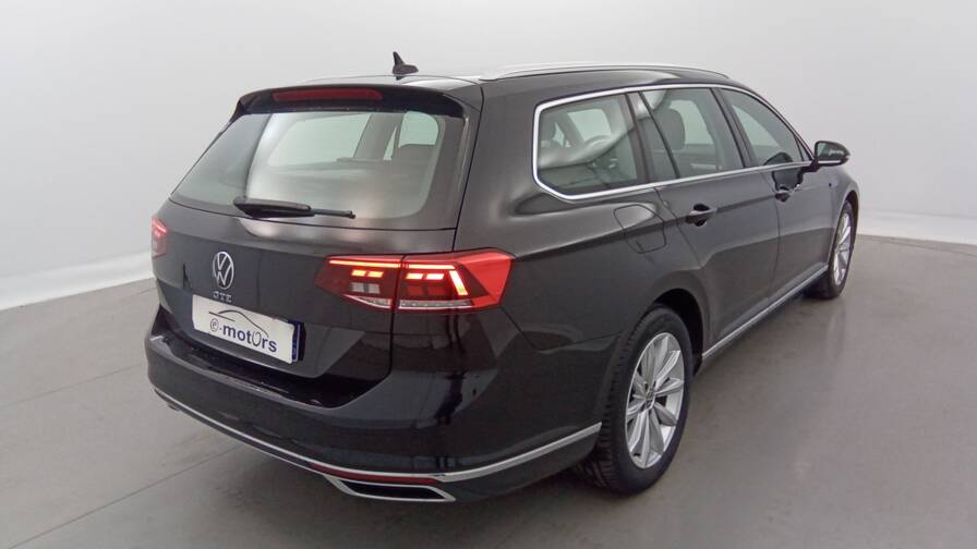 Mandataire Automobile occasion, recherche de Volkswagen Passat-sw-1-4-tsi-hybride-recharge-dsg6-gte - E-Motors