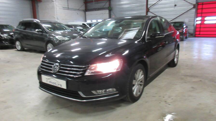 Avis-mandataire-auto-Emotors-Volkswagen-Passat-Confortline-tdi-140-dsg6-plus-gps.