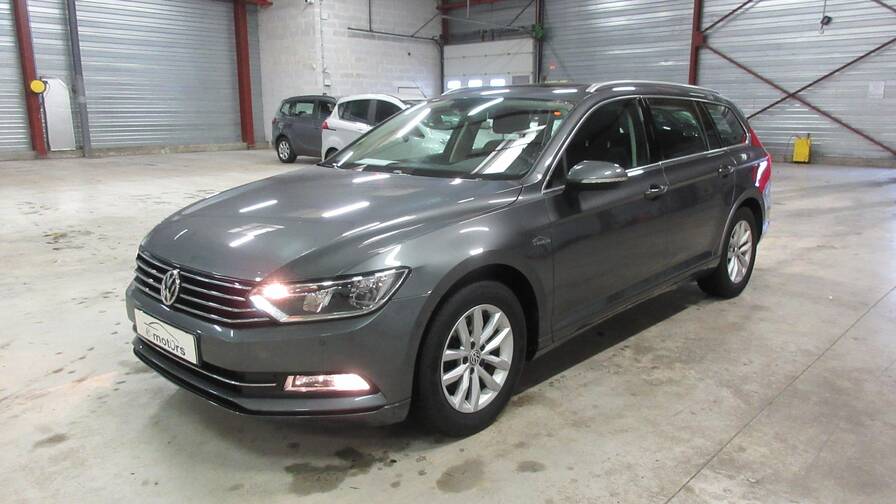 Avis-mandataire-auto-Emotors-Volkswagen-Passat-sw-Confortline-tdi-150-dsg6-plus-gps.
