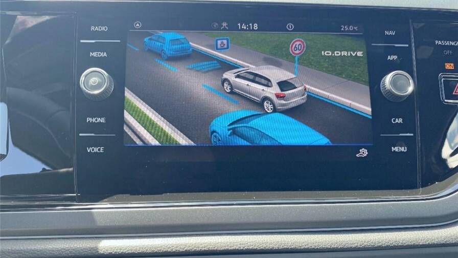 Mandataire Automobile occasion, recherche de Volkswagen Polo-1-0-tsi-95-s-s-bvm5-r-line-edition - E-Motors