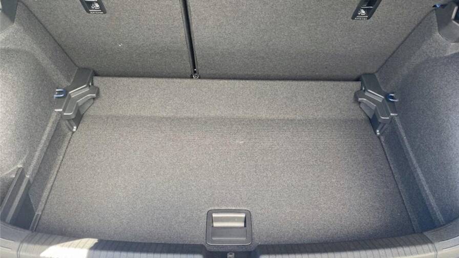 Mandataire Automobile occasion, recherche de Volkswagen Polo-1-0-tsi-95-s-s-bvm5-r-line-edition - E-Motors