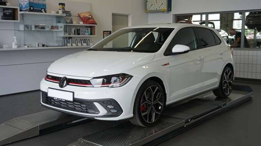 Avis-mandataire-auto-Emotors-Volkswagen-Polo-2-0-tsi-207-s-s-dsg7-gti.