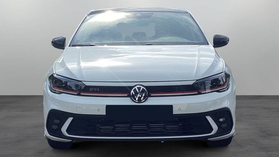 Avis-mandataire-auto-Emotors-Volkswagen-Polo-2-0-tsi-207-s-s-dsg7-gti-plus-cam-ra-de-recul-plus-pack-toit-noir.